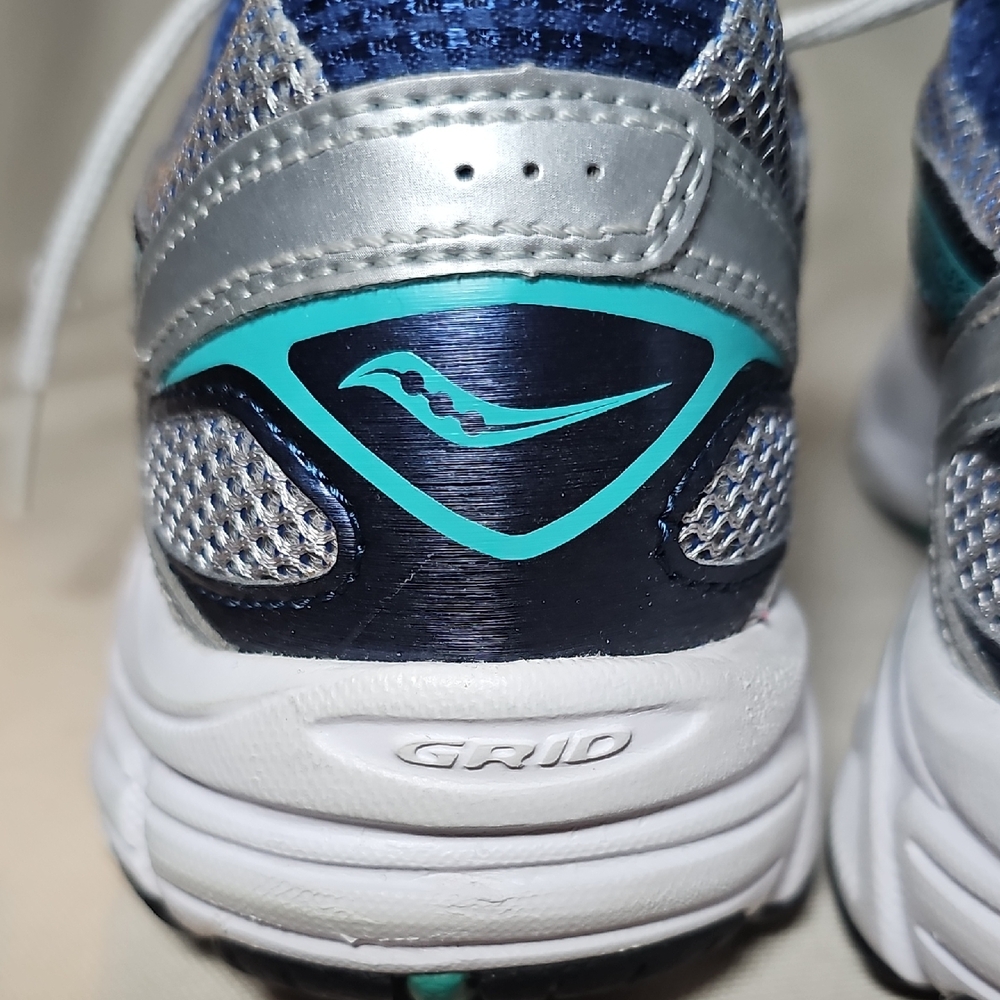 Saucony Womans Silver and Teal Sneakers - Picture 5 of 10